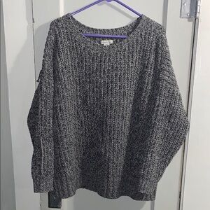 American Eagle Outfitters Gray Heathered Crew Neck Sweater